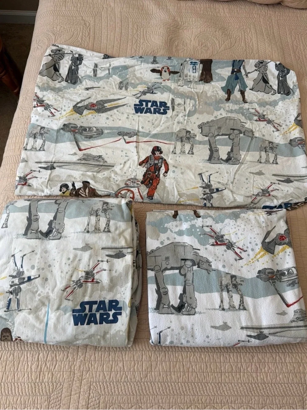 Pottery Barn Star Wars Kids Bedding Set - the last Jedi organic cotton flannel